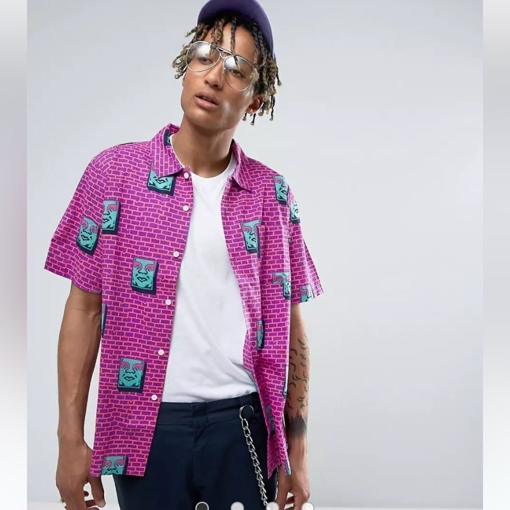 Men’s Obey Brand Shirt With Icon Brick Print in Regular Fit‎ Size Small
